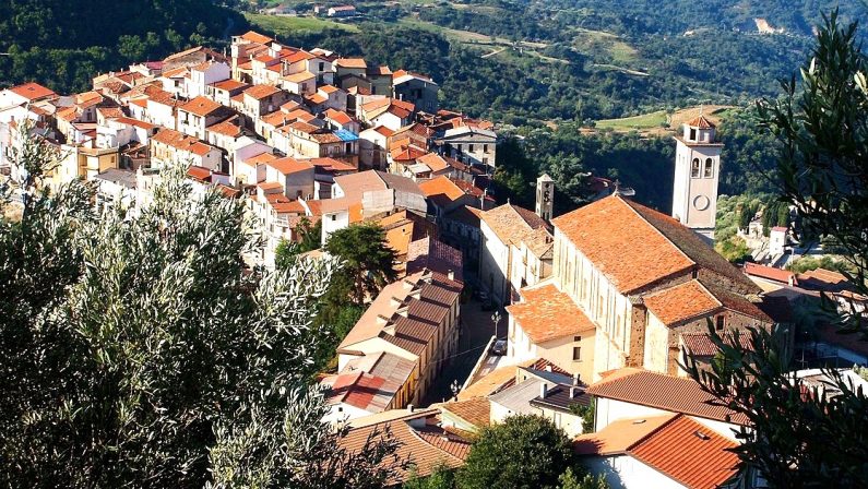 Coronavirus in Calabria, nuovo decesso in provincia di Cosenza, vittima una donna di San Pietro in Guarano