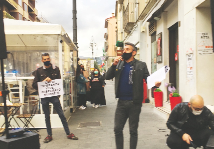 La rabbia dei commercianti avellinesi
