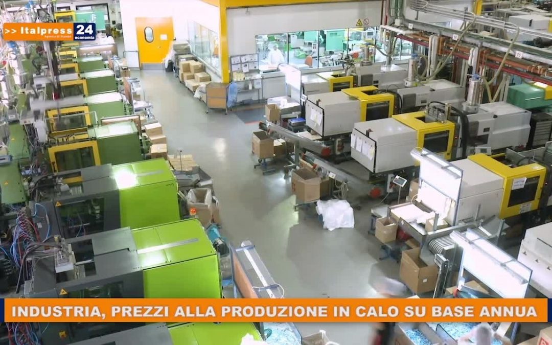 Industria, prezzi alla produzione in calo