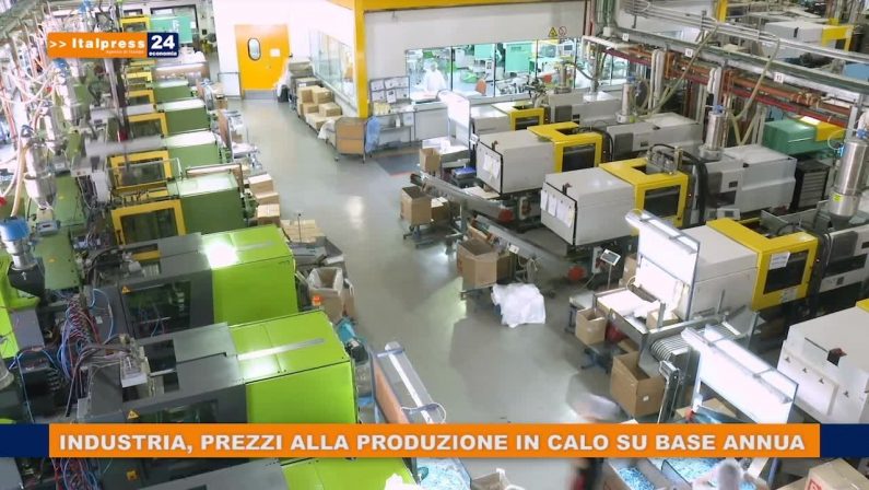 Industria, prezzi alla produzione in calo