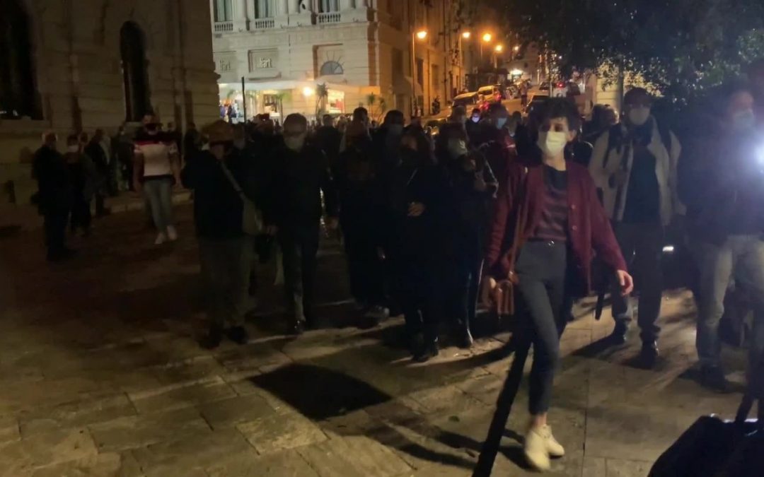 Protesta a Reggio Calabria contro Zona Rossa, ferito un carabiniere
