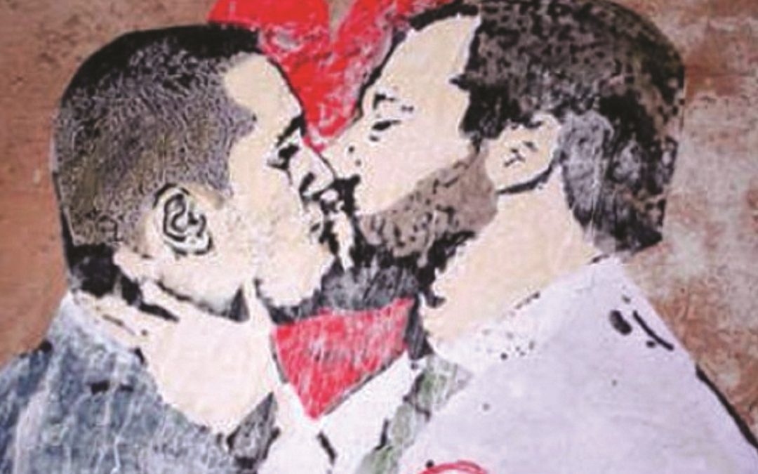 Il murale del bacio tra Luigi Di Maio e Matteo Salvini