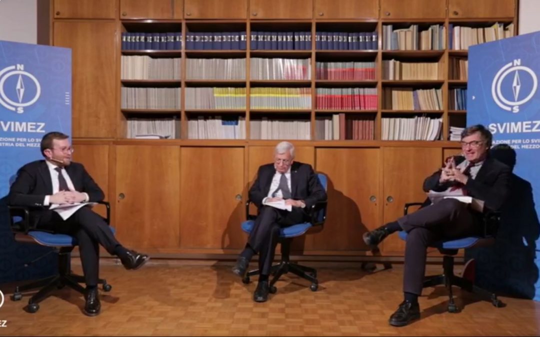 Anche il ministro Provenzano (primo a sinistra) oggi alla presentazione del Rapporto Svimez