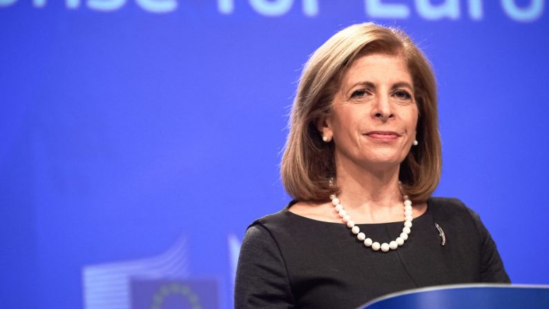 Covid, Commissione Ue “Rendere Natale più sicuro, non cancellarlo”
