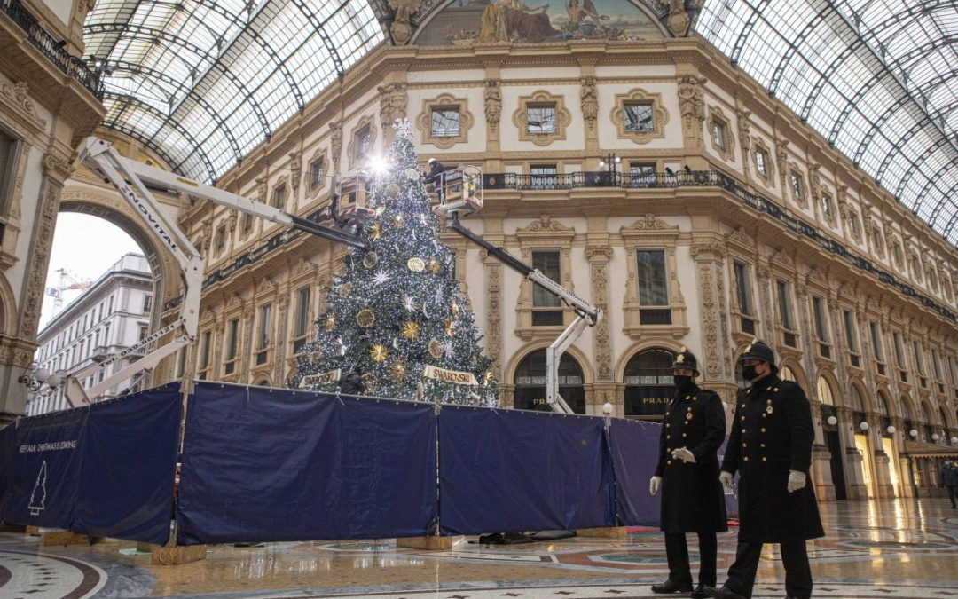 Natale, 71% italiani rinuncerà ai cenoni. I parenti? Solo on line