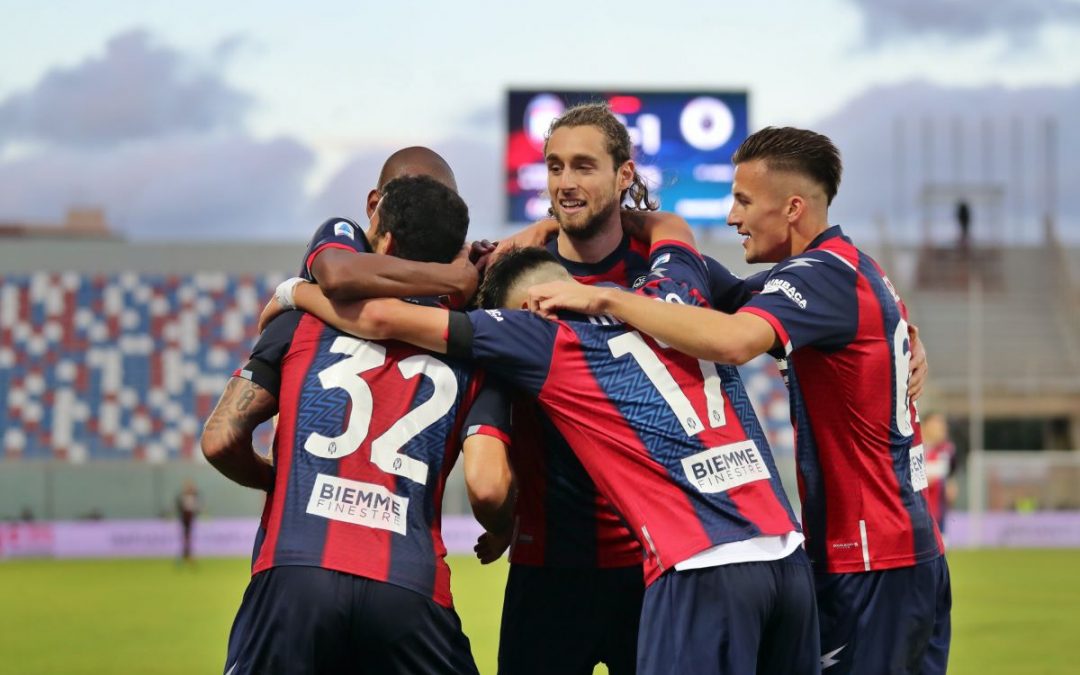 Crotone prima vittoria in campionato, Spezia battuto 4-1