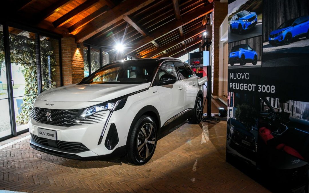 Nuovo design e tanta tecnologia per Peugeot 3008 e 5008