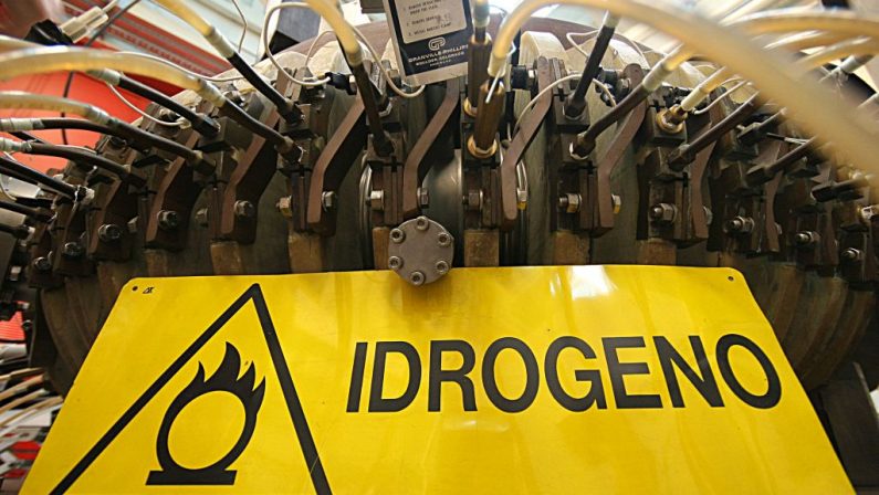 Mobilità a idrogeno verde in Lombardia, accordo tra FNM, A2A e Snam
