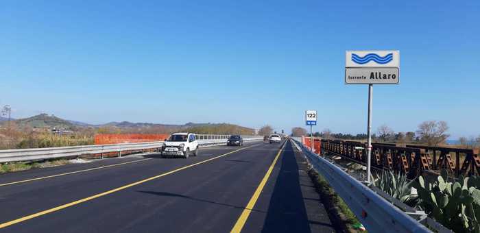 Riaperto il ponte "Allaro" sulla statale 106: investimento di 5 milioni nel Reggino