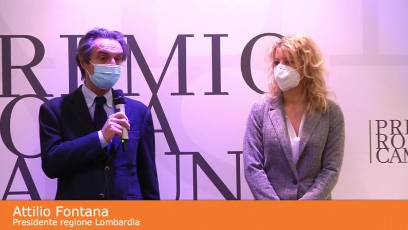 Coronavirus, Fontana consegna ‘Rosa Camuna’ a dottoressa Malara