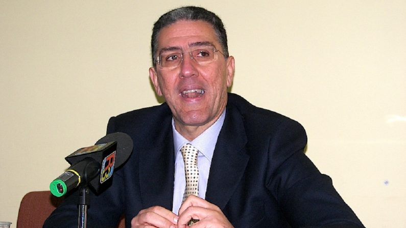 Scalea, arrestato l'ex sindaco Mario Russo