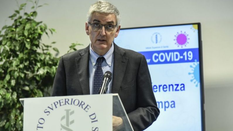 Coronavirus, Brusaferro “Non è il momento di rilassarsi”