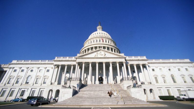 Assalto a Capitol Hill, è morto il poliziotto ferito