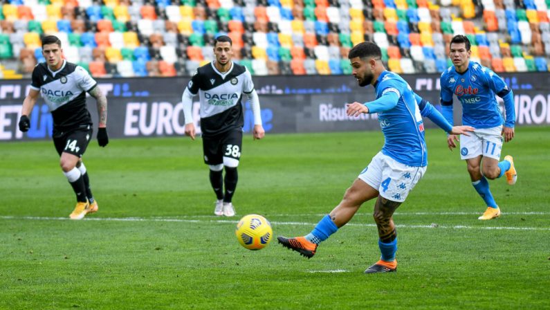 Napoli in extremis a Udine, vincono Lazio e Verona