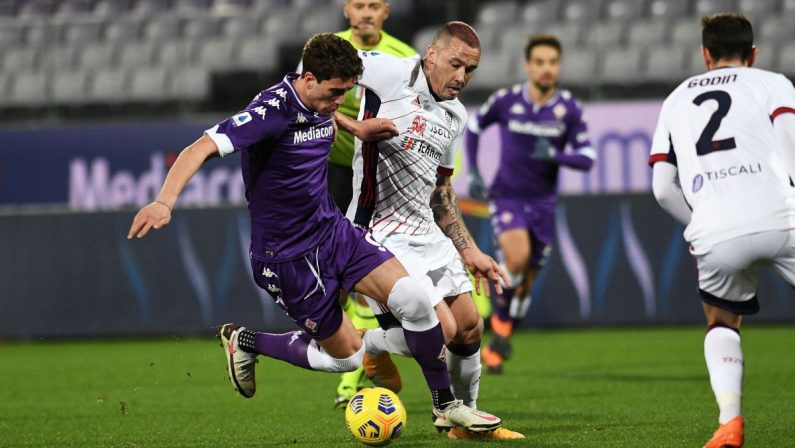 La Fiorentina torna al successo al Franchi, piegato il Cagliari