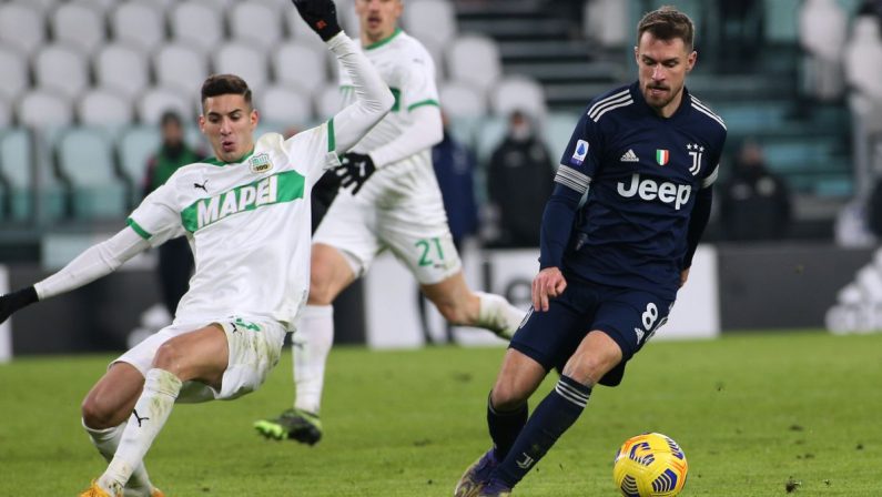 La Juve batte il Sassuolo e accorcia su Roma e Inter