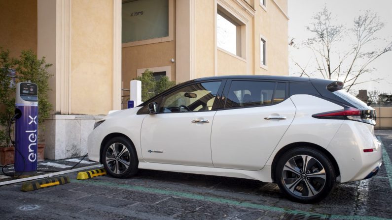 Da Nissan ed Enel nuova soluzione integrata per la mobilità elettrica