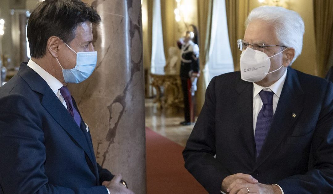 Il presidente Giuseppe Conte e il presidente della Repubblica Sergio Mattarella
