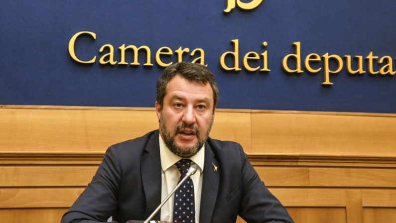 Governo, Salvini “Chi cambia idea non responsabile ma complice”