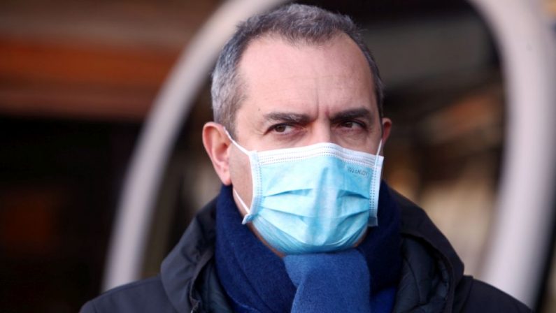 De Magistris scioglie riserve “Mi candido presidente della Calabria”