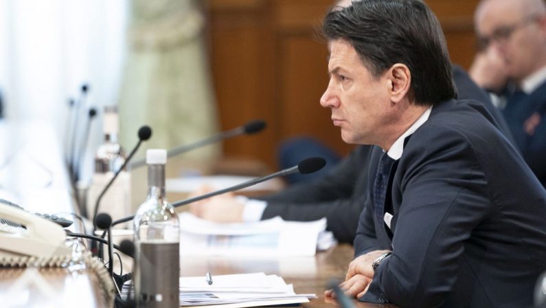 Governo, Conte “Se ci sarà la fiducia rafforzeremo la squadra”