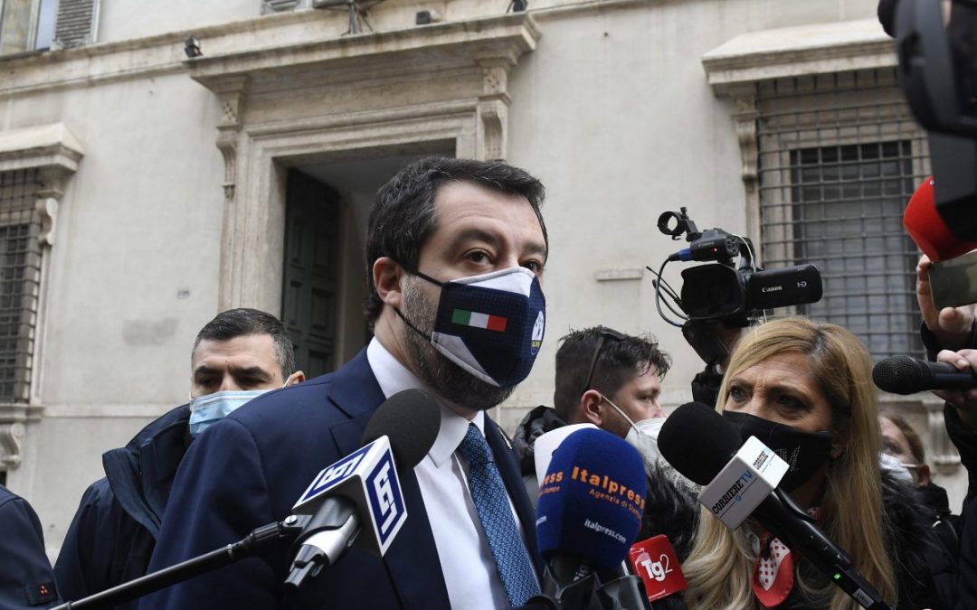 Salvini “Dibattito surreale, il problema è la poltrona”