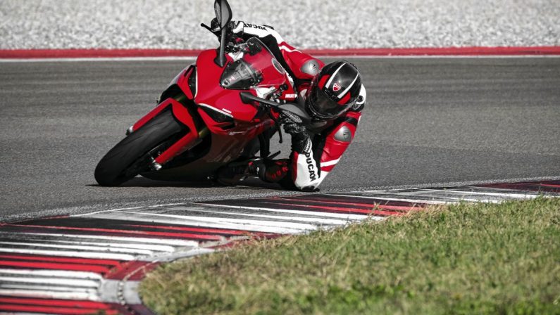 Al via la produzione della nuova Ducati SuperSport 950
