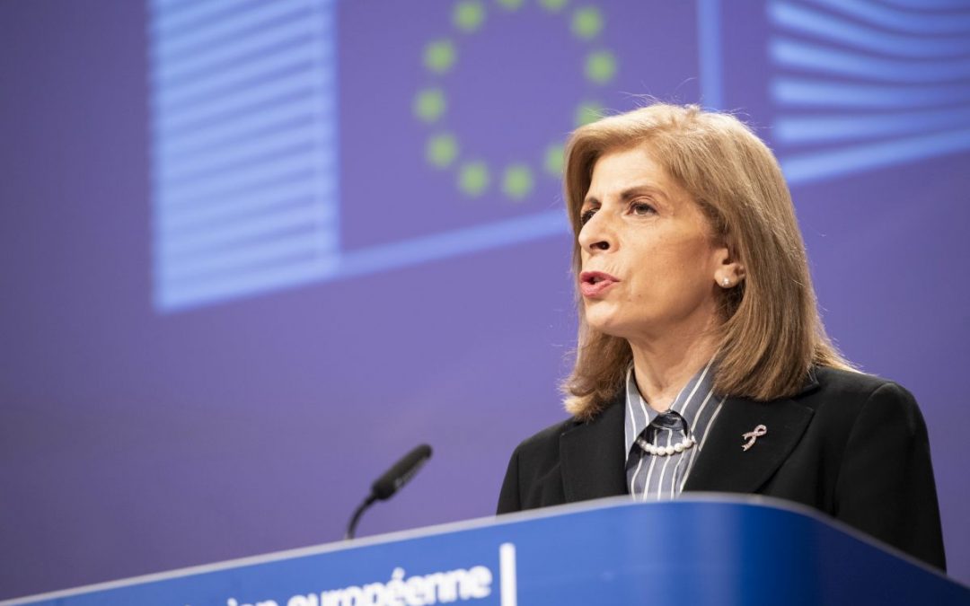 Vaccini, Commissione Ue “Ritardi inaccettabili”