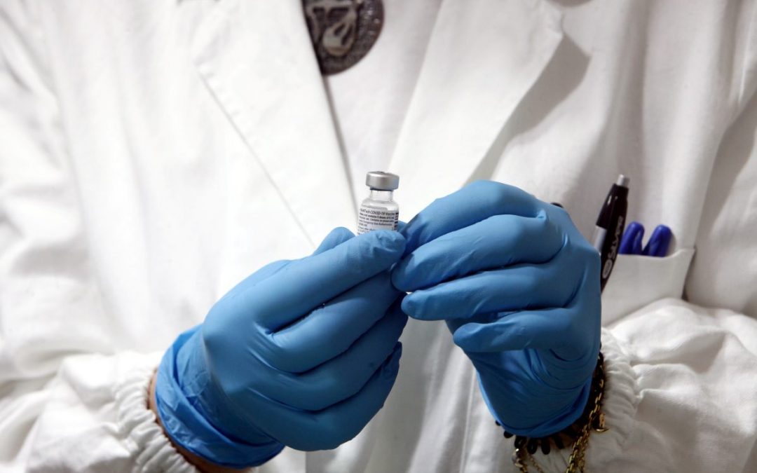 Vaccino anti-Covid e radioterapia, i nodi da sciogliere