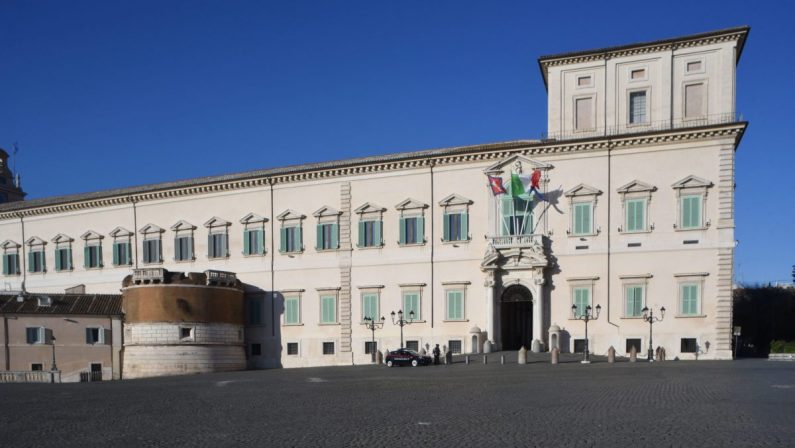 Consultazioni al via, Mattarella incontra Casellati e Fico