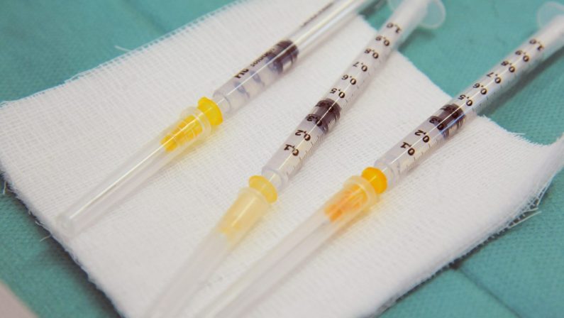 Covid, vaccino Johnson & Johnson efficace al 66%