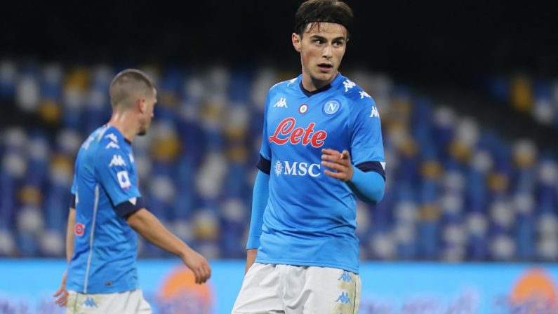 Il Napoli piega il Parma 2-0, in gol Elmas e Politano