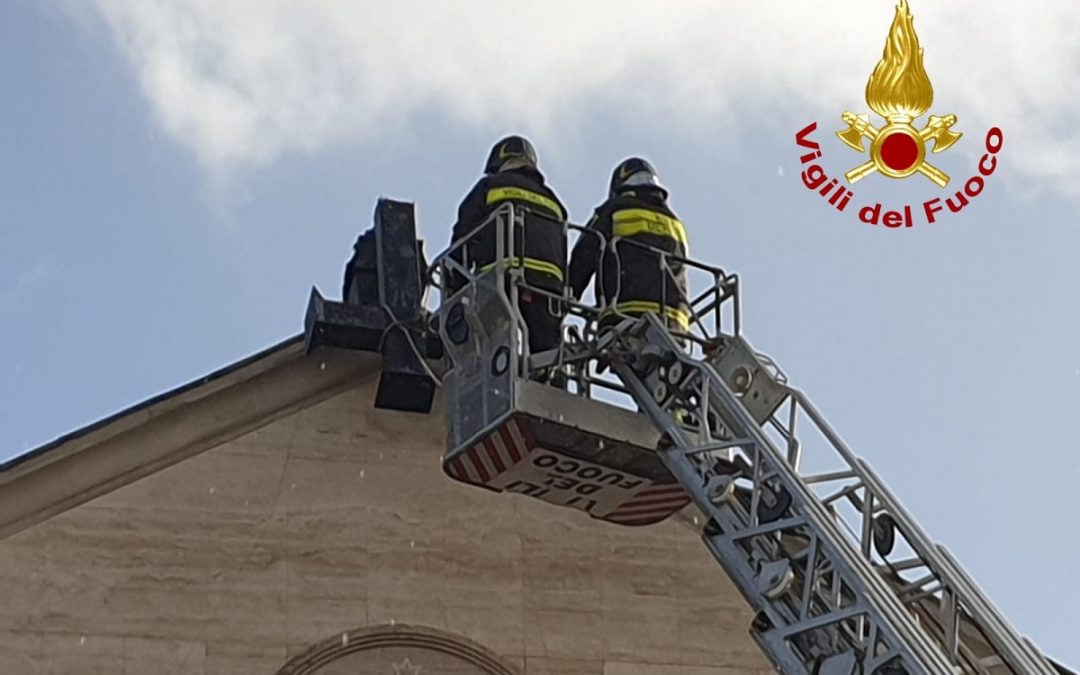 L'intervento dei vigili del fuoco