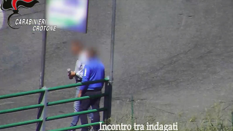 'Ndrangheta, omicidio ed estorsioni nel Crotonese: 12 persone arrestate - VIDEO