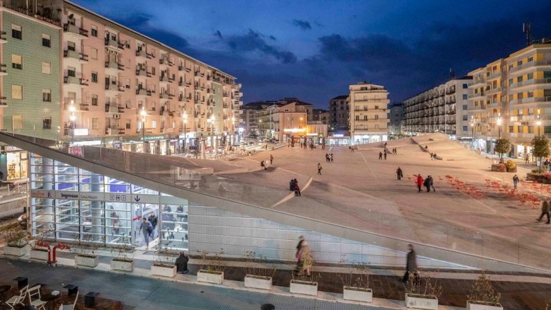 Cosenza, annuncio del sindaco Occhiuto: «Dissequestrata piazza Bilotti»