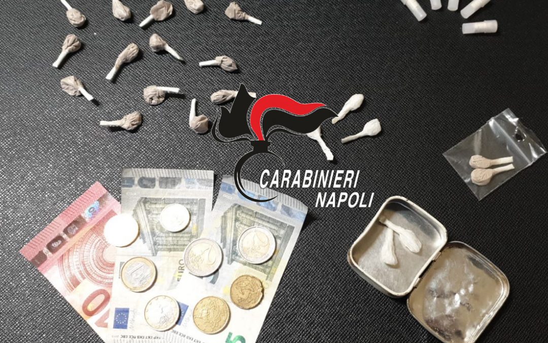 Napoli: Servizi anti-droga dei Carabinieri, 2 pusher arrestati
