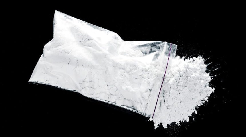 Più di un chilo di cocaina purissima nascosta in soffitta: un arresto a Cosenza