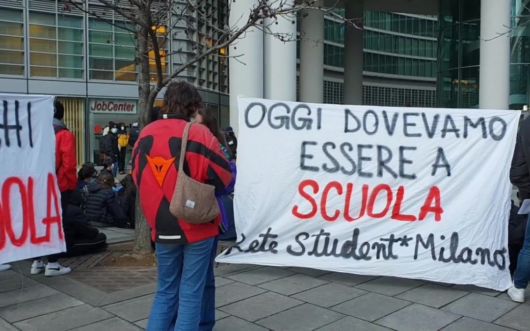 Ancora una protesta degli studenti: “No alla Dad”