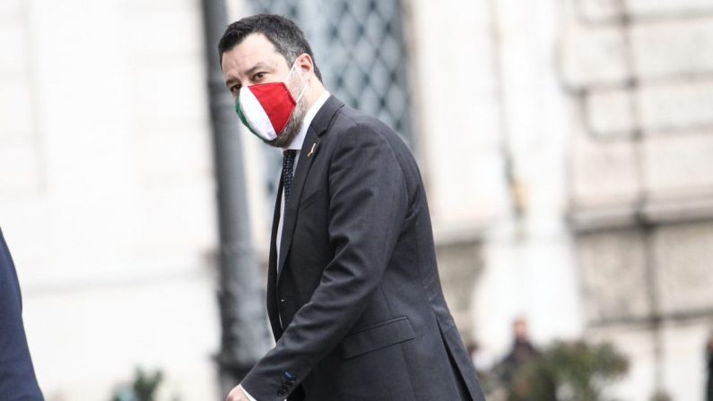 Crisi di Governo, duro Matteo Salvini: «Basta con i teatrini, tornare al voto»