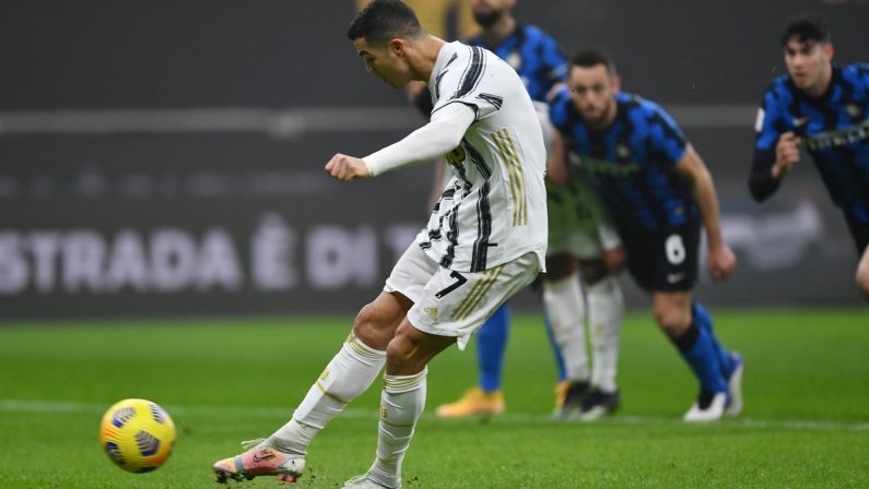 Doppietta CR7 e Inter ko, Juve vince 2-1 a San Siro