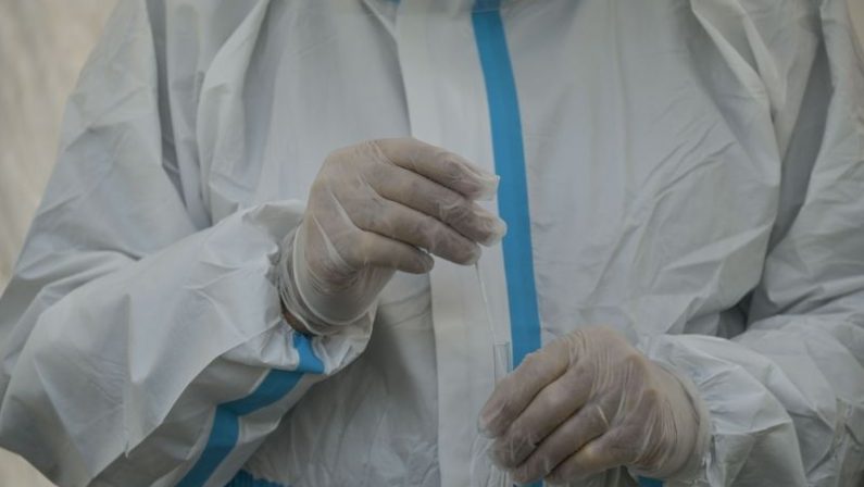 Covid, in Toscana test antigenici gratis per personale scolastico