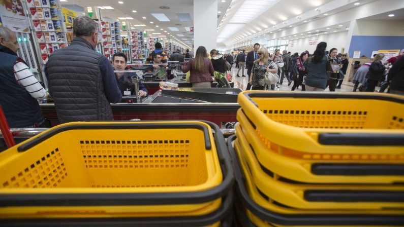Vendite al dettaglio in aumento a dicembre