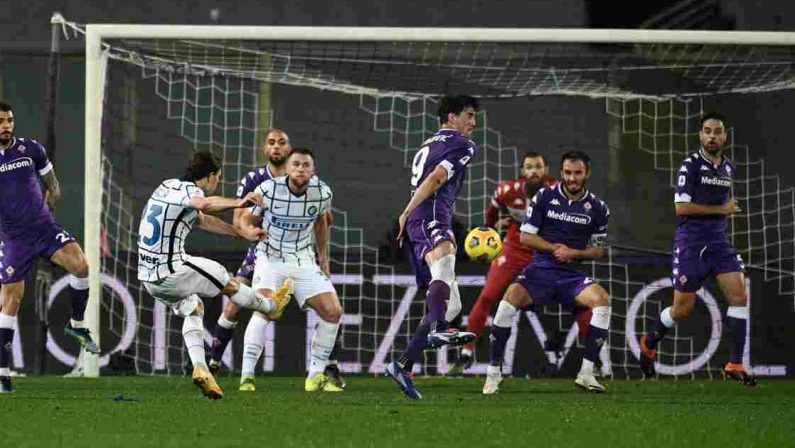 Seria A, Barella-Perisic, l’Inter batte la Fiorentina 2-0 al “Franchi”