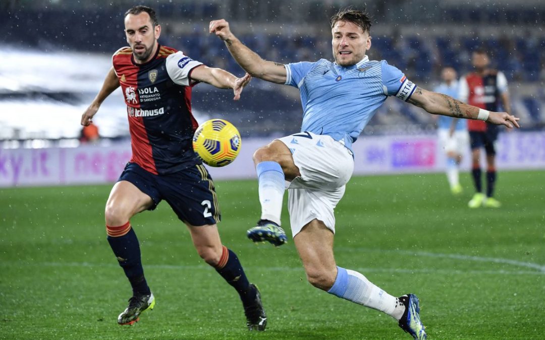 La Lazio batte il Cagliari, Roma agganciata al 4° posto