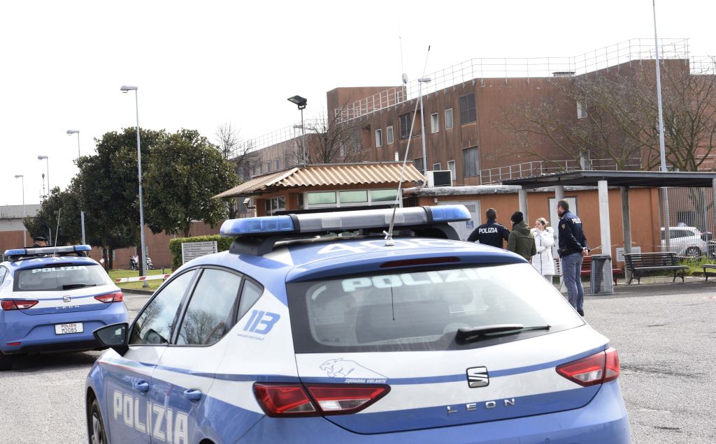 Sei blitz della Polizia in Italia contro la criminalità, 160 arresti