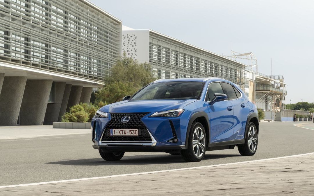 UX300e, la prima elettrica di Lexus
