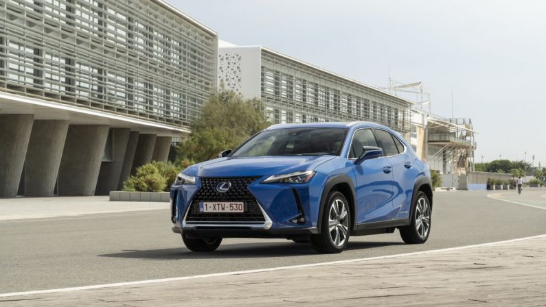 UX300e, la prima elettrica di Lexus