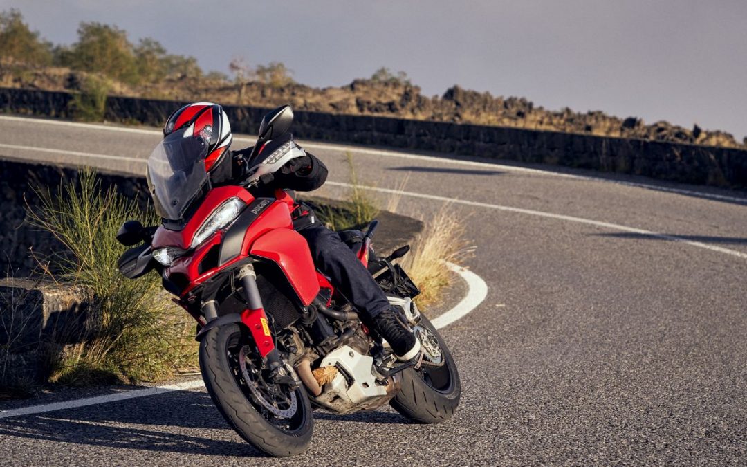 Arriva Pirelli Diablo Rosso IV con un alto livello di grip