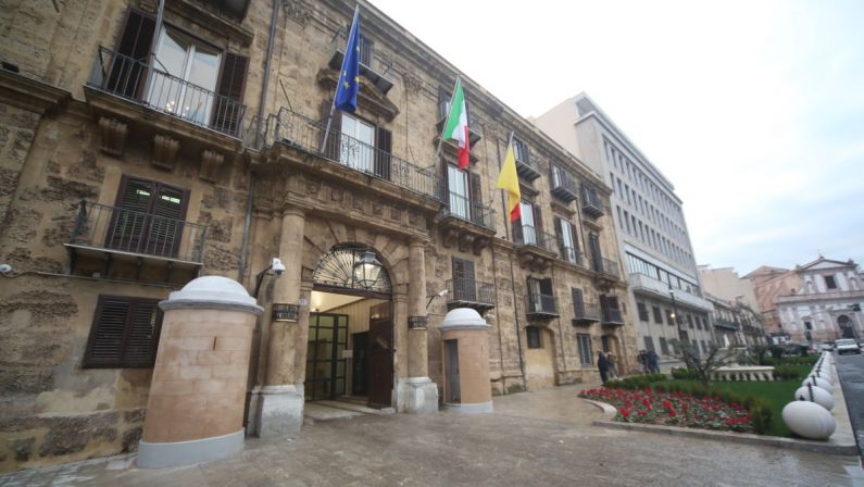 Rifiuti, Messina rischia di perdere un investimento da 35 milioni