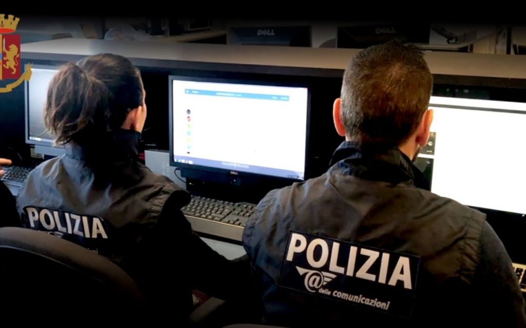 Pedopornografia, a Catania 25 indagati tra cui 15 minorenni